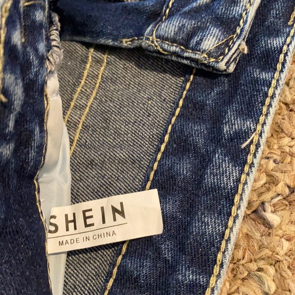 2 pair of SHEIN size small women’s cut off jean shorts. Fits like a M!! - Picture 2 of 8